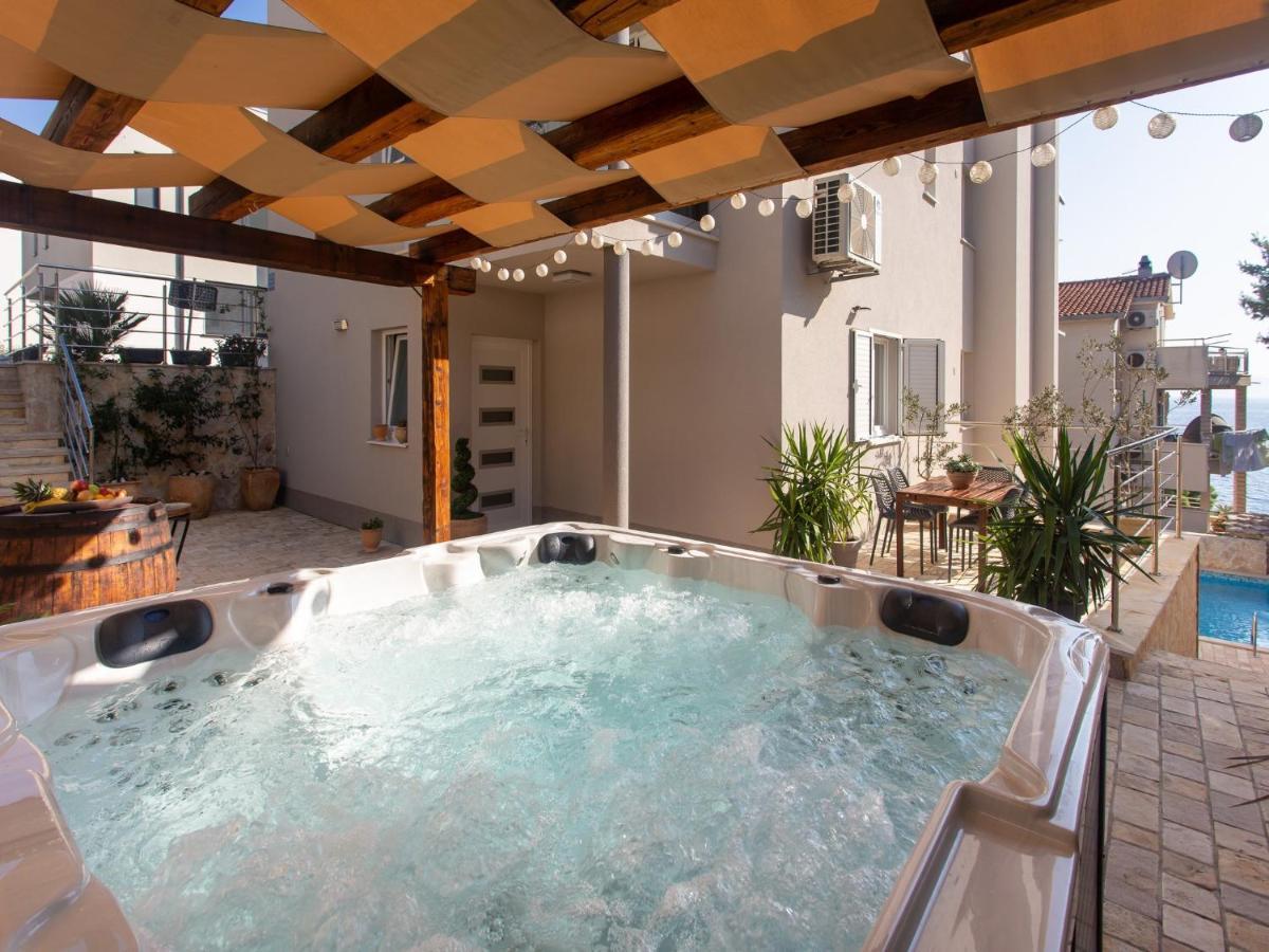 Apartments Aqua Trogir Exterior foto